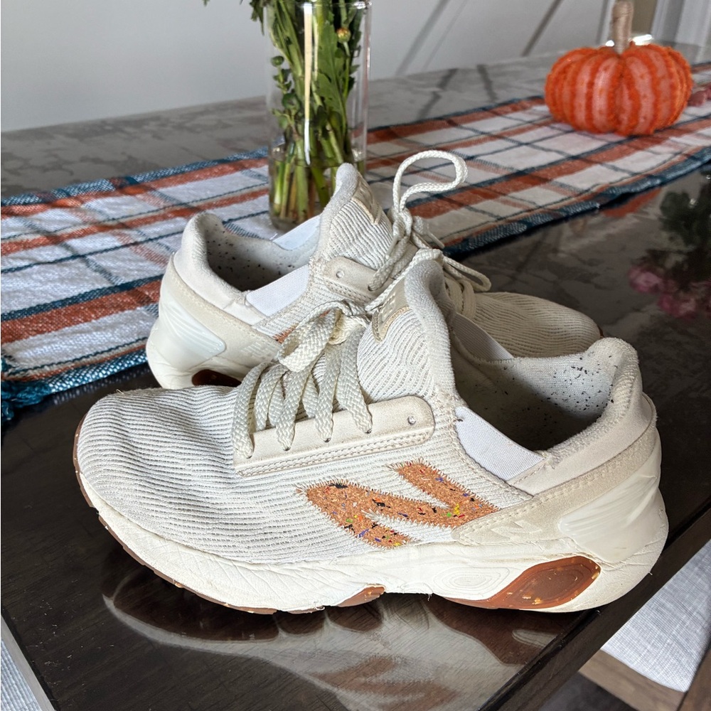 New Balance Cream and Tan Women's Sneakers